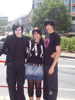 depressed emo girl. Emo Friends