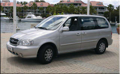 Kia Carnival Images