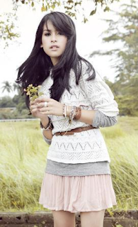 Maudy Ayunda