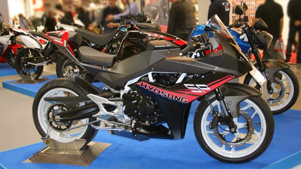 Hyosung GD250R, Motor Sport Murah Lawan CBR250R, Ninja 250 dan R25