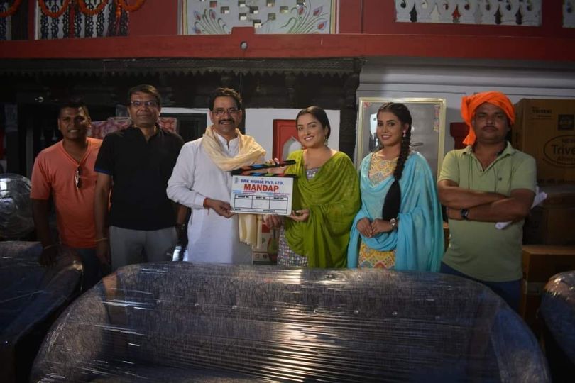 Nirahua and AmrapaliBhojpuri movie Mandap