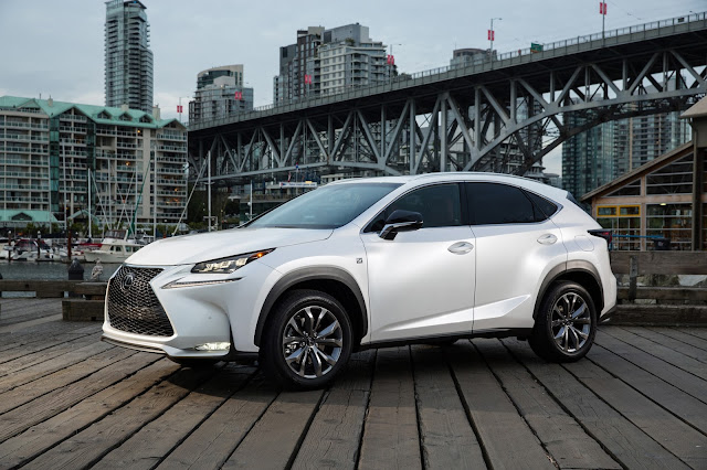 Front 3/4 view of 2015 Lexus NX 200t F Sport