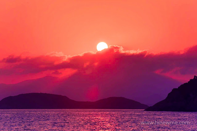 14Purple seascape sunset photograph, and Lightroom exposure skill