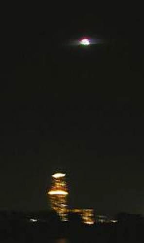 Mysterious Cluster Of Lights Spotted Above Osaka