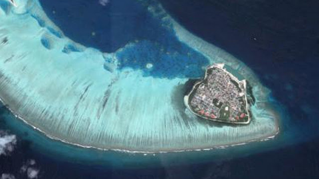 Maldives island beginning with k
