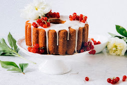 clementine and almond syrup bundt cake