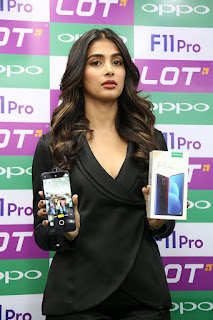 Pooja Hegde launches OPPO F11 Pro At Lot Mobiles