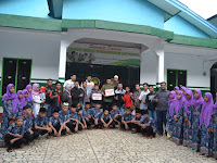 Setelah Santuni Anak Yatim, P.A.B Buka Puasa di Tugu Bambu Runcing