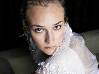 Free non-watermarked Diane Kruger wallpapers at fullwalls.blogspot.com