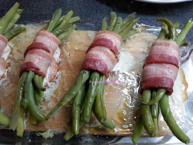 Involtini di fagiolini - Bacon wrapped green beans