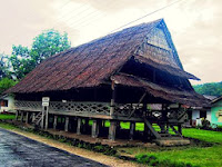 Gambar Gambar Rumah Adat Mentawai - Contoh Z