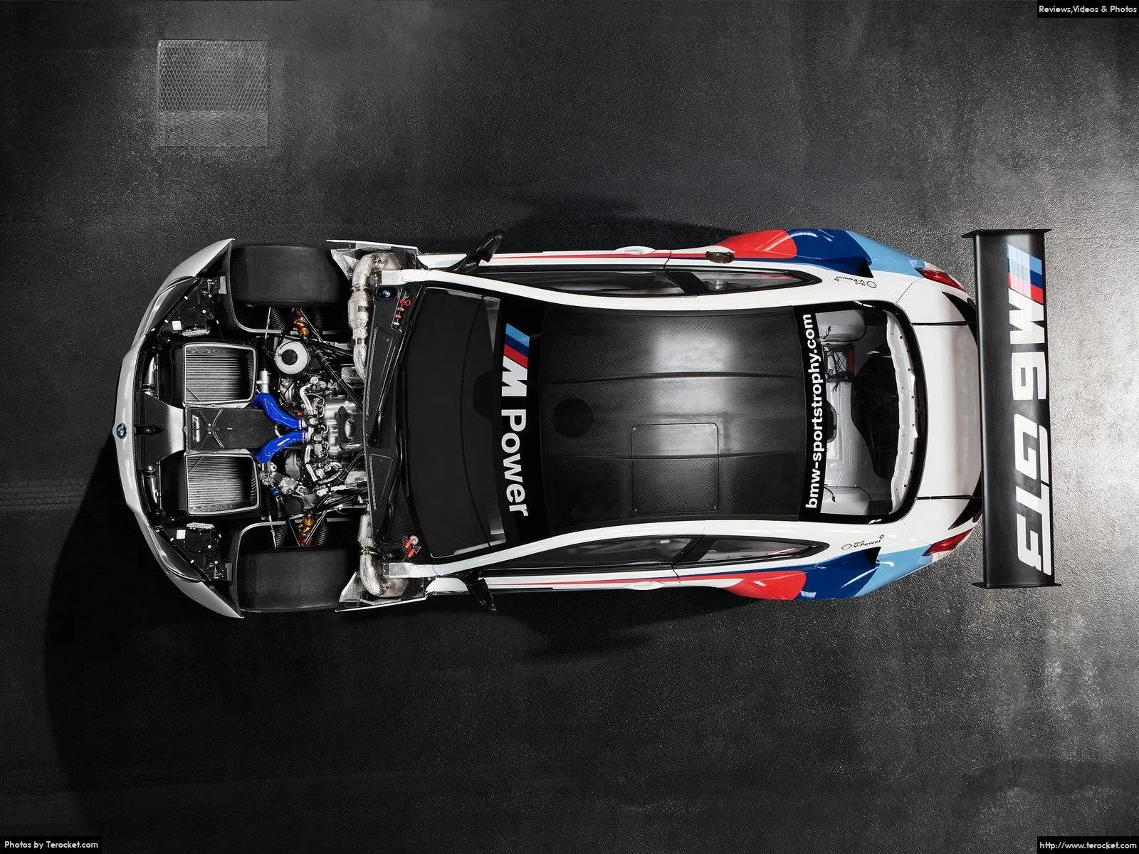 Hình ảnh xe ô tô BMW M6 GT3 2016 & nội ngoại thất