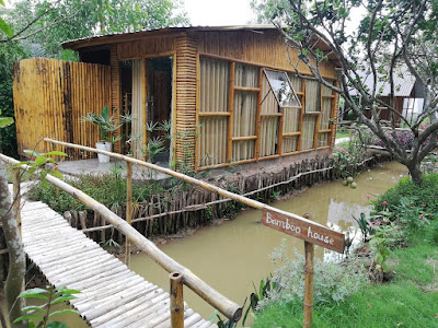 The house is made of bamboo and glass at Hide Away Homestay, Nhon Thanh Commune, Ben Tre City (Photo: Tuong Vi)