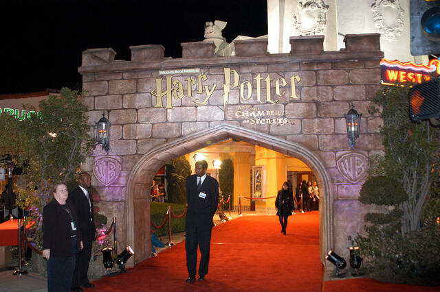 Há exatamente 20 anos, acontecia a première de 'Harry Potter e a Câmara Secreta' em Los Angeles | Ordem da Fênix Brasileira