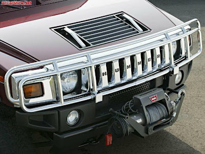 2003 Hummer H2 with GM Accessories