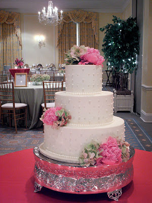 Congratulations and best wishes to all our Wedding cake couples