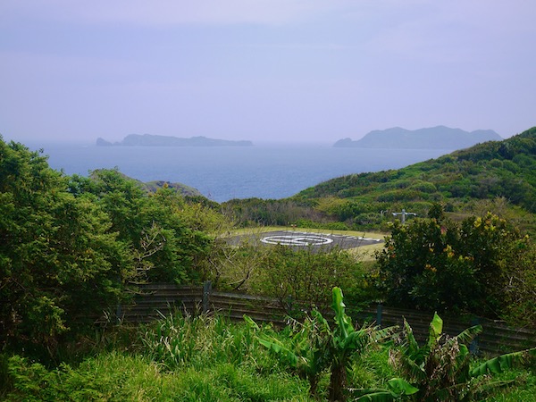 母島のへリポート