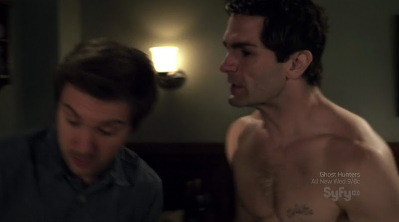 Sam Witwer Shirtless on Being Human s1e07