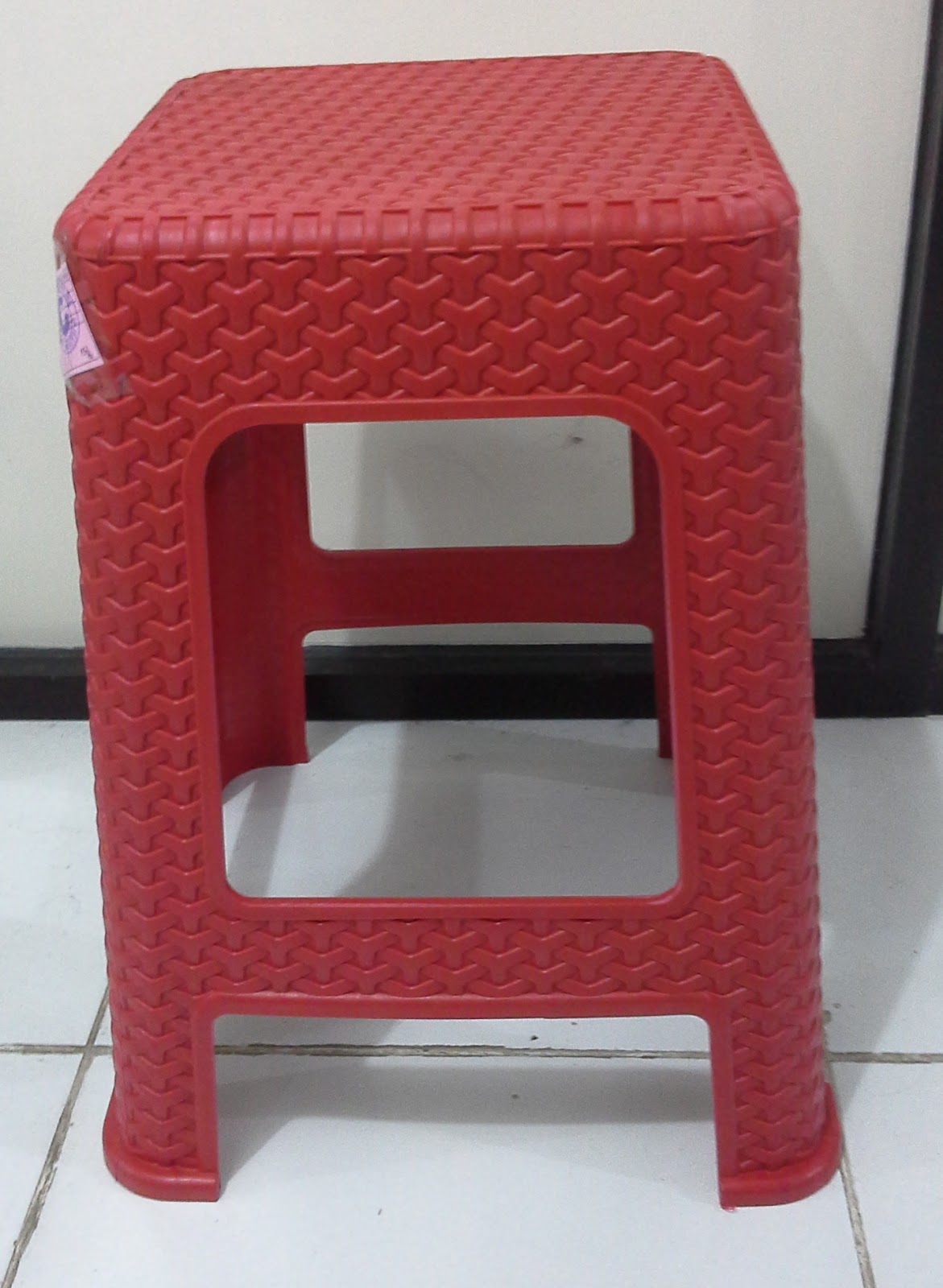 Selatan Jaya distributor barang plastik  furnitur Surabaya 