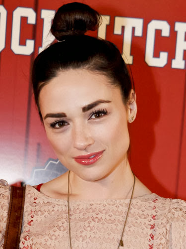 Crystal Reed Hd Wallpapers 