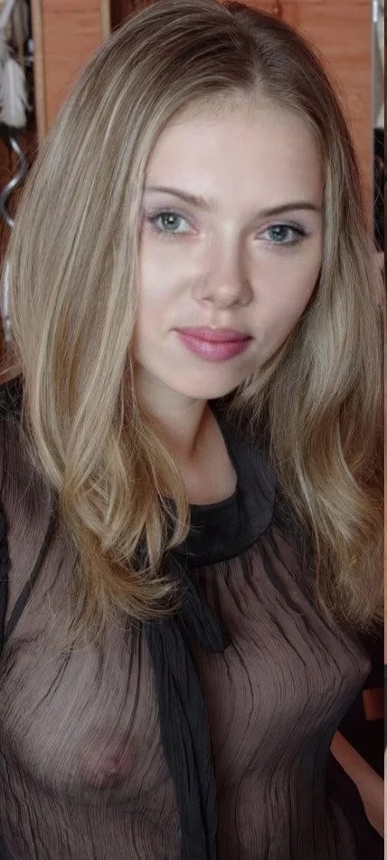Scarlett Johansson hot pics Scarlett Johansson hot pics