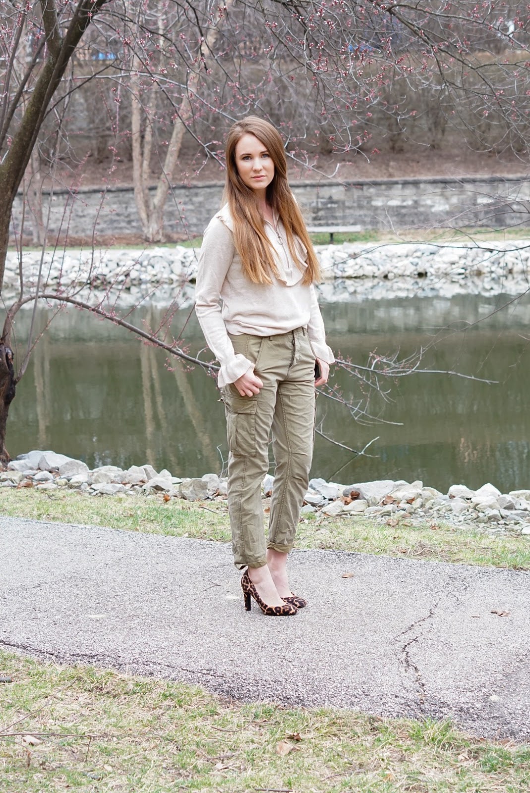 Get Going Cargo Pants, Olive – Everyday Chic Boutique