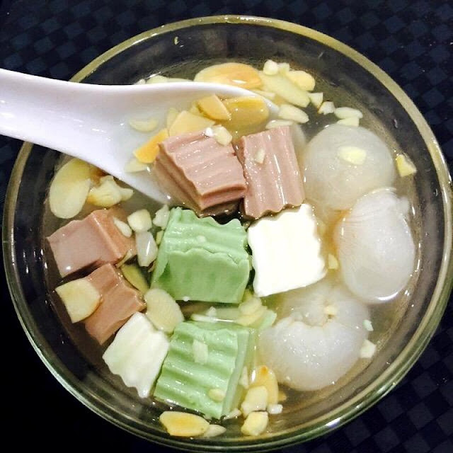 "Chè Khúc Bạch"- A new and strange sweet gruel in Hanoi