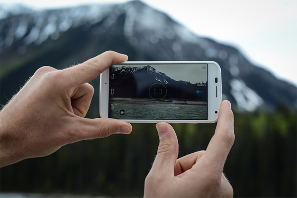 Transform your smart phone camera into a  advanced camera settings  