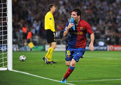 Lionel Messi toasts Barca's