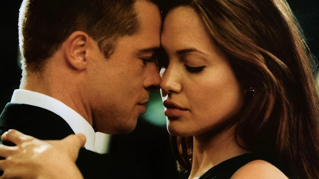 Do actors and actresses really kiss on-screen?