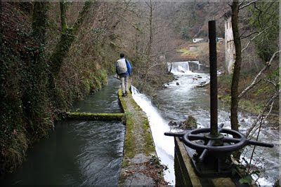 El último tramo de canal antes de llegar a la Presa de Ugalde