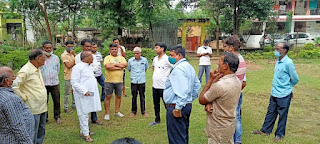 सीएमओ ने वार्डों का भ्रमण कर नागरिकों की समस्याएं सुनी