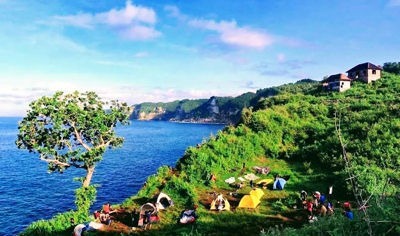 foto camping di pantai kesirat gunungkidul yogya