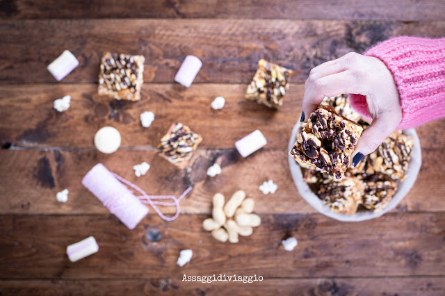 Caramel Peanut-Popcorn Squares