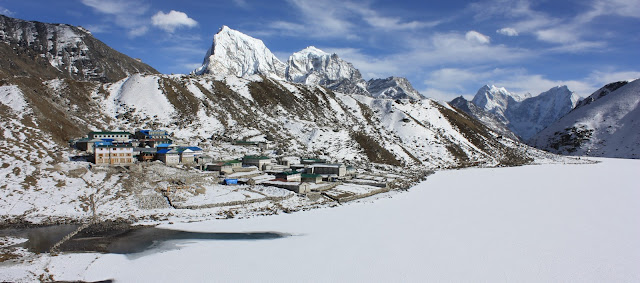 Winter Trekking in Nepal in Everest Region