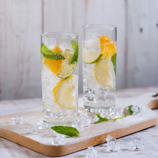 Top 5 Fittest Drinks further H2O, Rendering to Recorded Dietitians