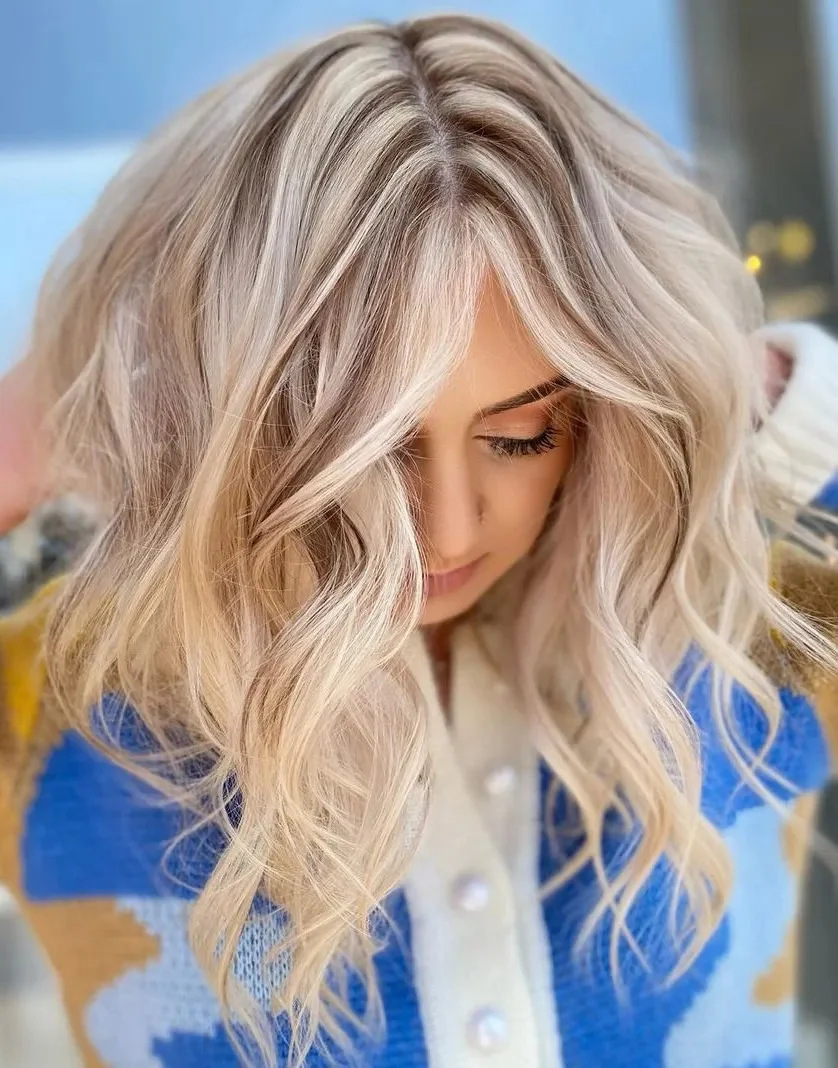 02-chunky-blonde-highlights-on-brown-base