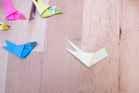 How to make paper strip birds- fun and easy spring folding craft to make with kids