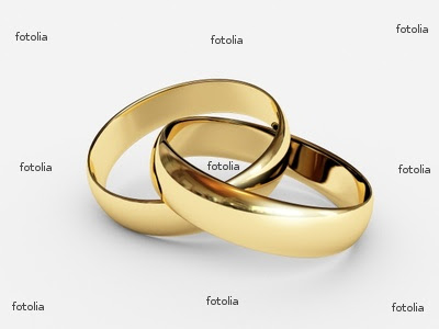 Simple Gold Wedding Ring Set