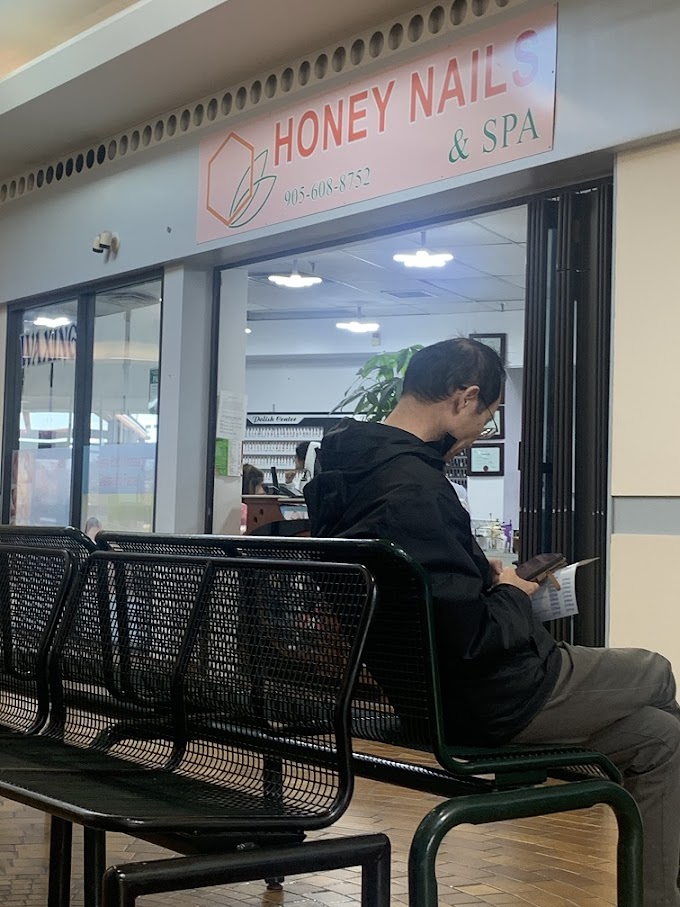Honey Nails & Spa - South Common Centre Mississauga