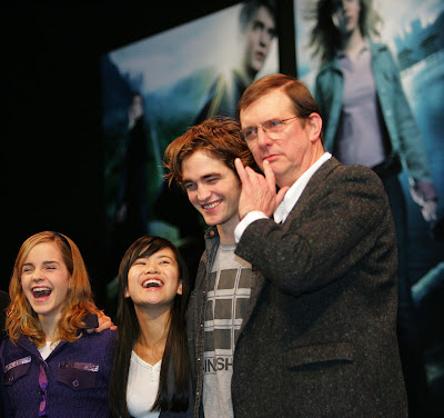  from left Emma Watson Katie Leung and Robert Pattinson 