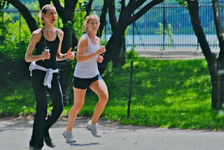 Manfaat Lari Pagi bagi Wanita