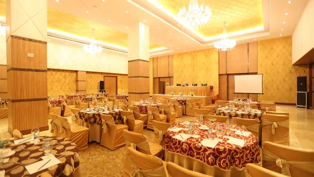 best hotel in meerut