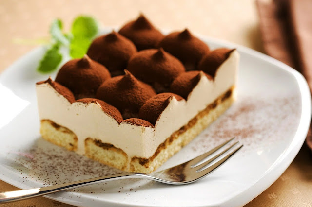 Crafting the Perfect Tiramisu Cake: A Culinary Delight