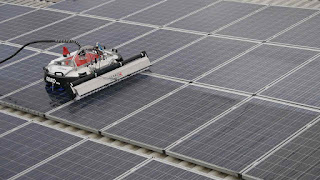 Qatar announces the establishment of two solar power stations with cleaning robots On Tuesday, the Qatari Minister of Energy announced a project to establish two solar energy stations in which cleaning robots will handle the work. The minister said that the project is a "major step" towards Qatar's efforts towards increasing "reliance on highly efficient renewable energy."  Qatar, one of the largest producers of liquefied gas in the world, announced on Tuesday a project to establish two solar power stations, in which cleaning robots will take over, to start producing electricity at the end of 2024.  Energy Minister Saad Sherida al-Kaabi said the project is a "major step" towards Qatar's efforts towards increasing "reliance on highly efficient renewable energy".  The two plants will be built in the Mesaieed Industrial City and Ras Laffan Industrial City, Qatar Energy announced on Tuesday.  According to the company, the two plants will contribute to increasing the renewable energy generation capacity in the Gulf state to 1.67 gigawatts by 2024.  The South Korean company Samsung will implement the project with an investment of 2.3 billion Qatari riyals (600 million dollars).  The project, according to its organizers, will use “high-efficiency bi-facial panels installed on single-axis trackers, in addition to cleaning robots, which will work daily in order to reduce generation losses due to pollution, by removing dust from photovoltaic units” to increase energy productivity. additional.  Last month, Qatar connected the "Al-Kharsaa" solar power plant, which has a production capacity of 800 megawatts, to its national grid, according to informed sources.  In which cleaning robots daily remove desert sand and dust from photovoltaic units, and Qatar Energy confirmed that the same system will be used in the two new stations.