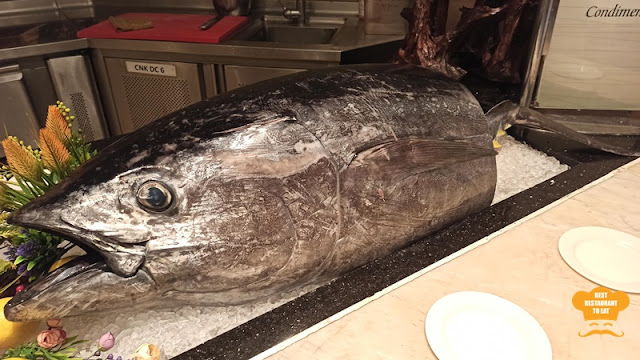 One World Hotel Petaling Jaya Weekend Seafood Buffet 2022 - Giant Tuna Fish