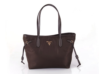 Prada Bolsa de hombro Lienzo Café BR3924