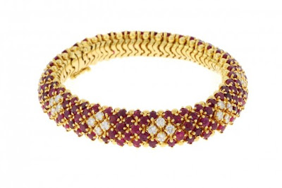 Women Gold Bracelets For 2012