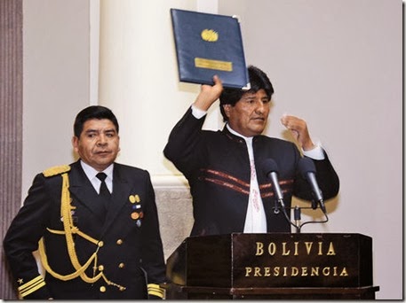 Morales decreta doble aguinaldo para sectores público y privado