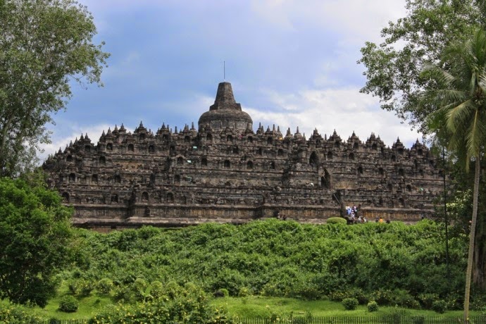 Candi Borobudur Sebuah Warisan Budaya Luar Biasa dari Jawa 